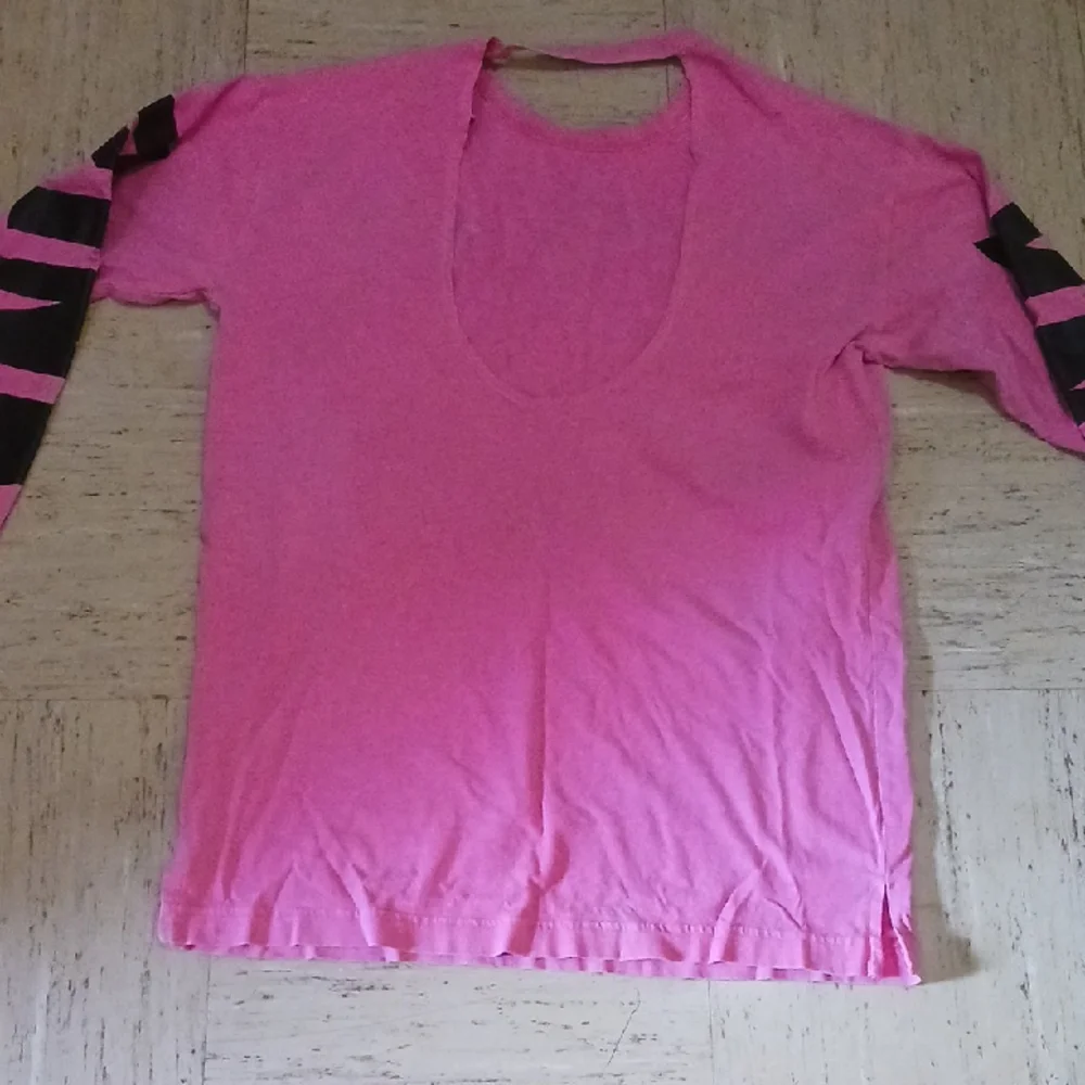 Pink Victoria Secret Long Sleeve Shirt with Black Lettering - Picture 4 of 5